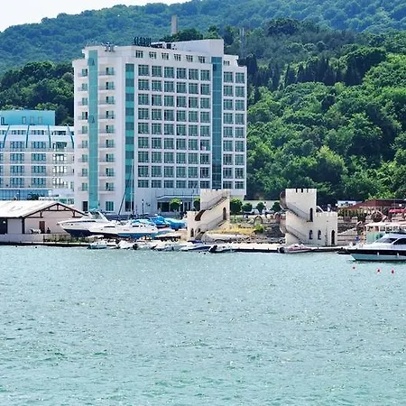 Glarus Hotel Sables d'or